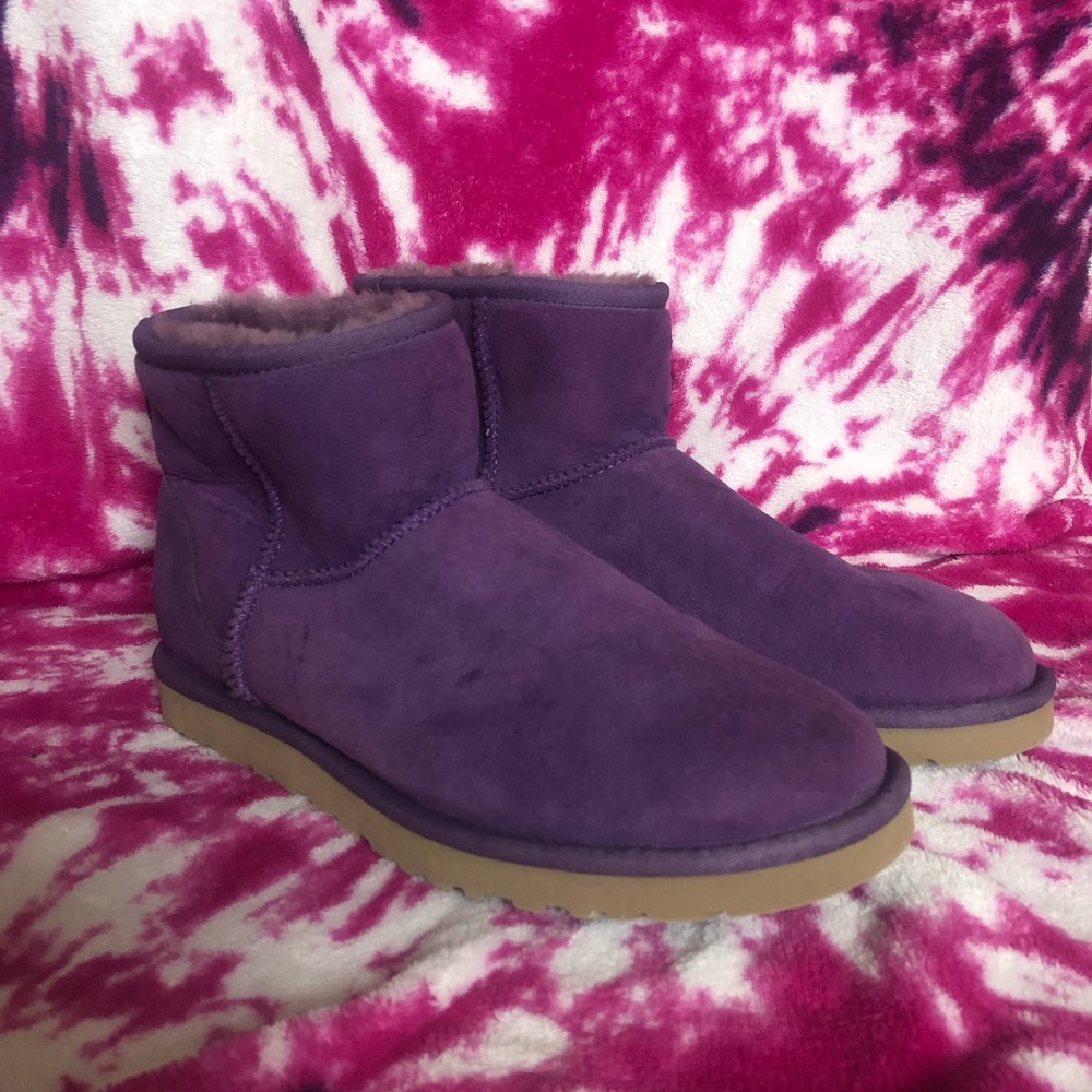 Ugg classic mini II